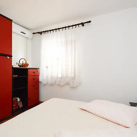 Bruno 157 Apartman Pula