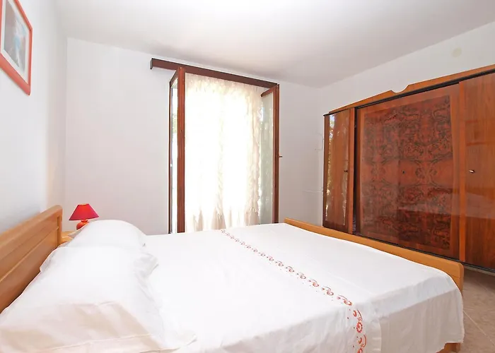 Appartement Bruno 157 *